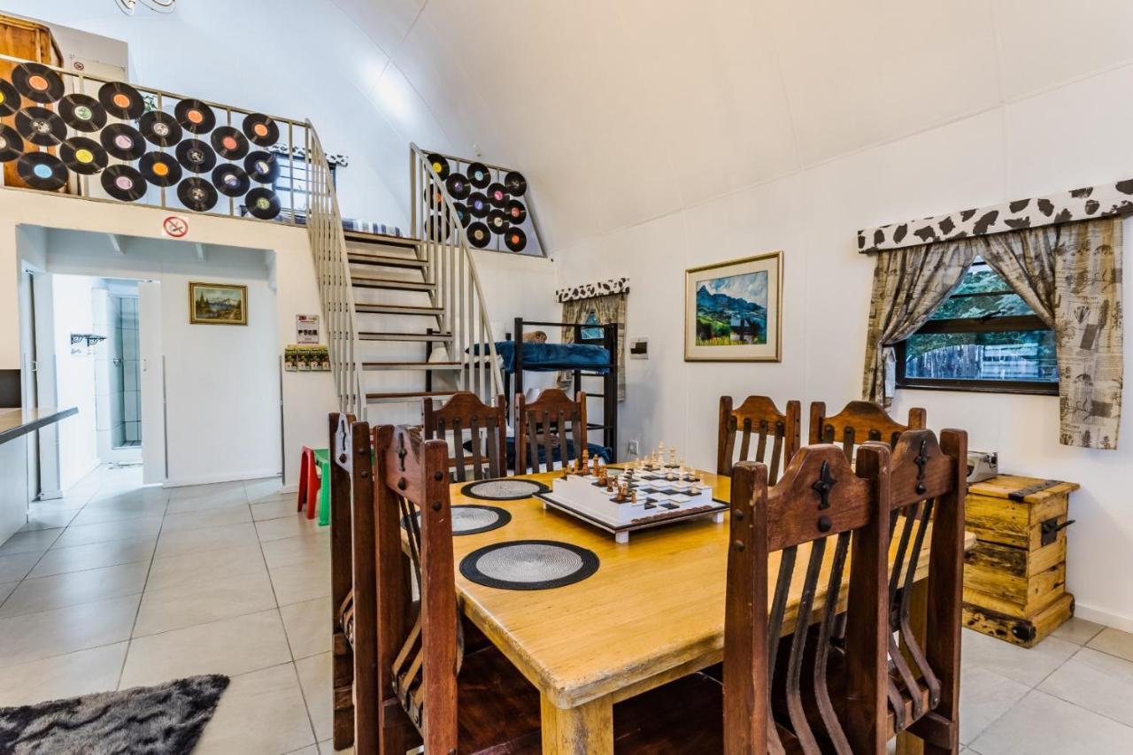 Arch Cabins Self Catering Homes Storms River Стормсривиер Екстериор снимка