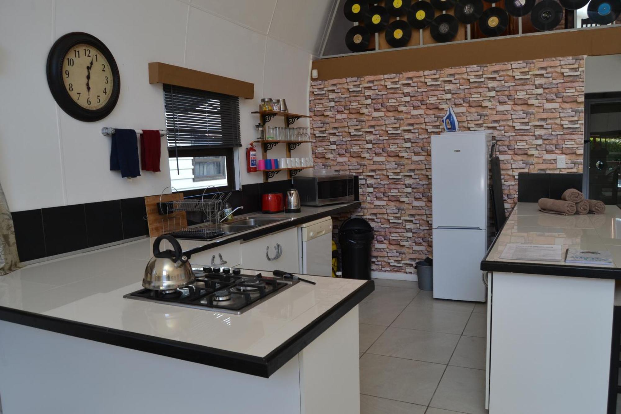Arch Cabins Self Catering Homes Storms River Стормсривиер Екстериор снимка