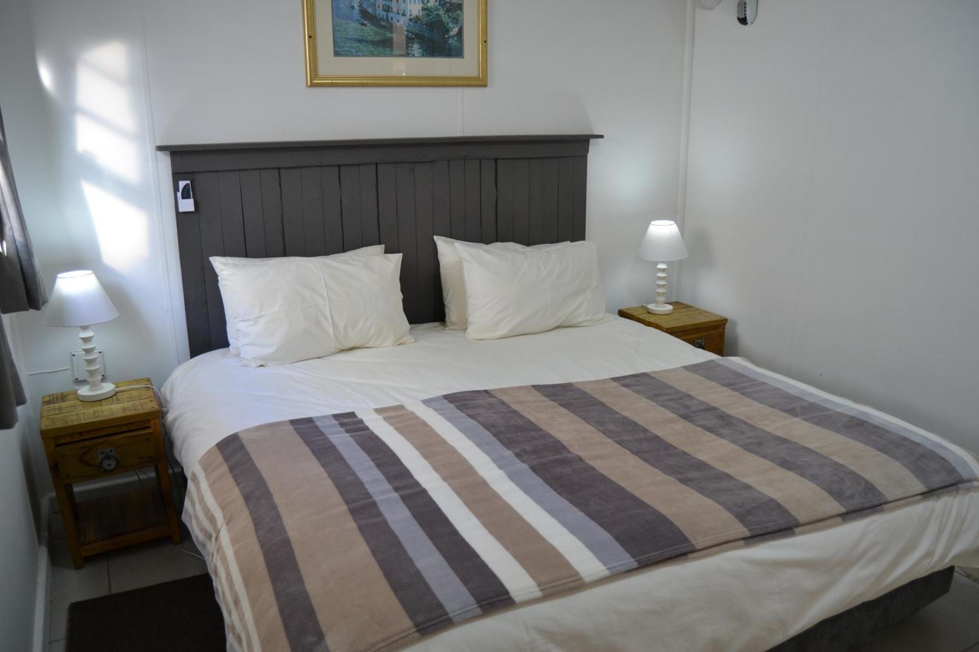 Arch Cabins Self Catering Homes Storms River Стормсривиер Екстериор снимка