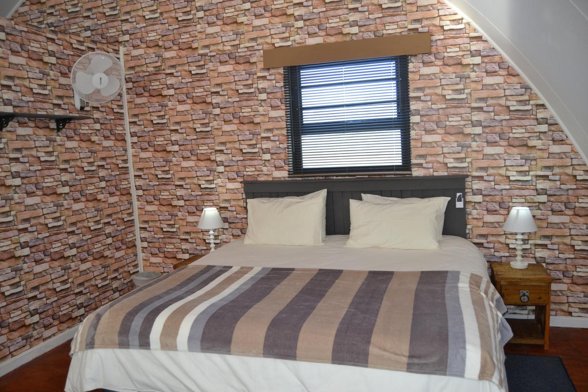 Arch Cabins Self Catering Homes Storms River Стормсривиер Екстериор снимка